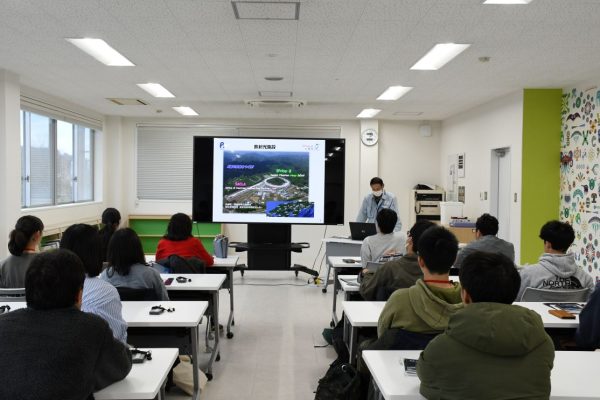 基礎ステージ：特別週末セッション (SPring-8/SACLA) を実施しました。